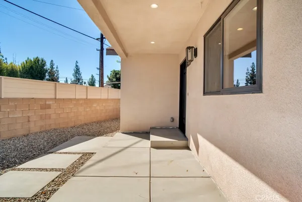 $8,500 | 7635-7633 Fallbrook Avenue, West Hills, CA 91304