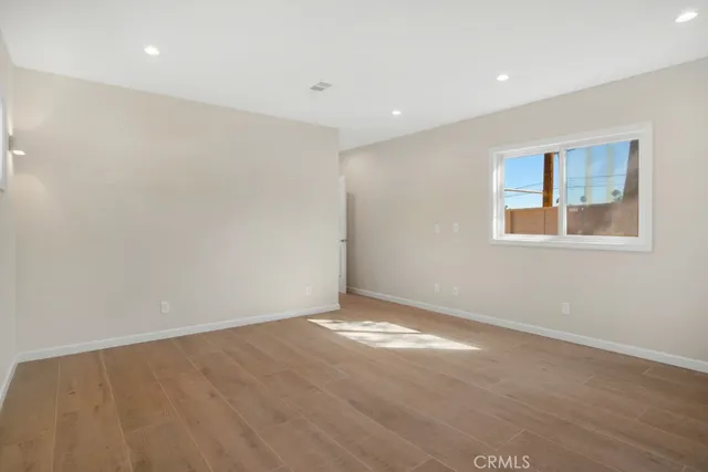 $8,500 | 7635 Fallbrook Avenue, West Hills, CA 91304