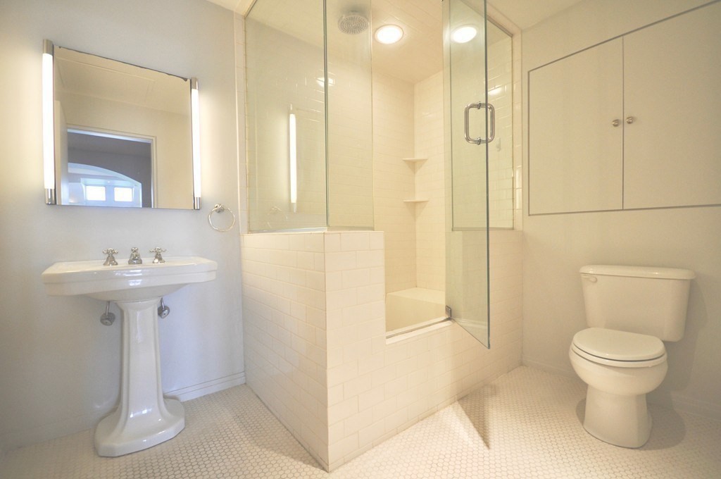 160 Commonwealth Avenue, Unit 513 Boston, MA 02116 - Photo 24 of 30