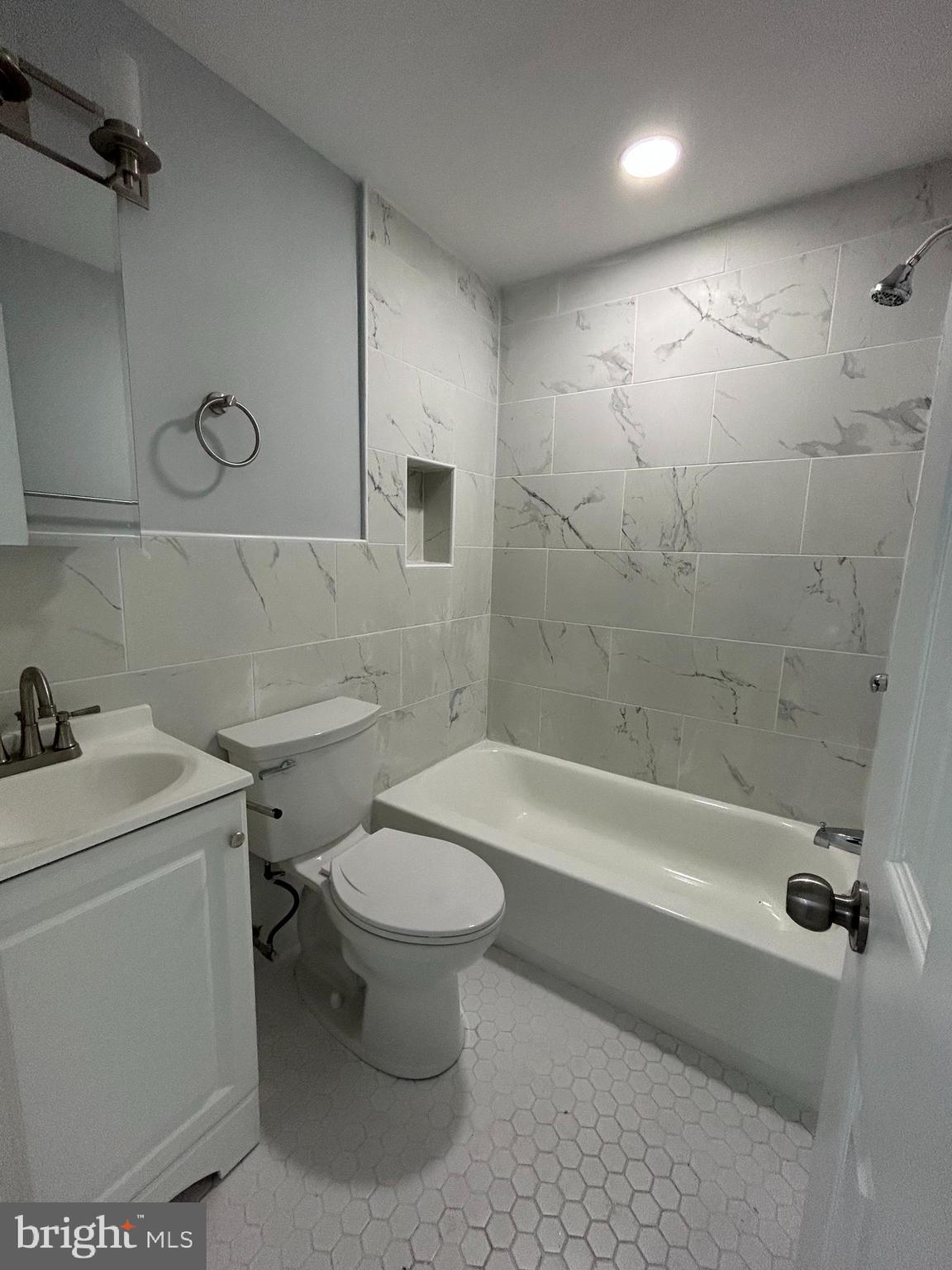 310 Burmont Road Drexel Hill, PA 19026 - Photo 6 of 15 New tile bath