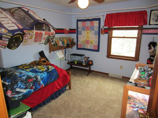 3029 Valley View Road Northeast Lancaster, OH 43130 - Photo 10 of 21 Gallery Image 10