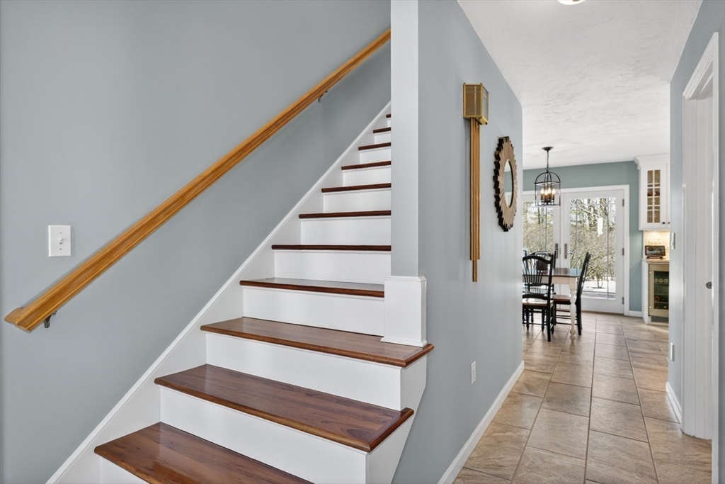 10 Sawyer Road Northborough, MA 01532 - Photo 22 of 42