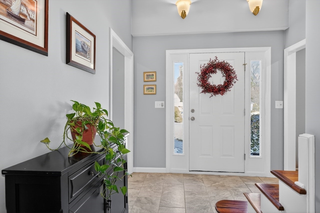 10 Sawyer Road Northborough, MA 01532 - Photo 3 of 42