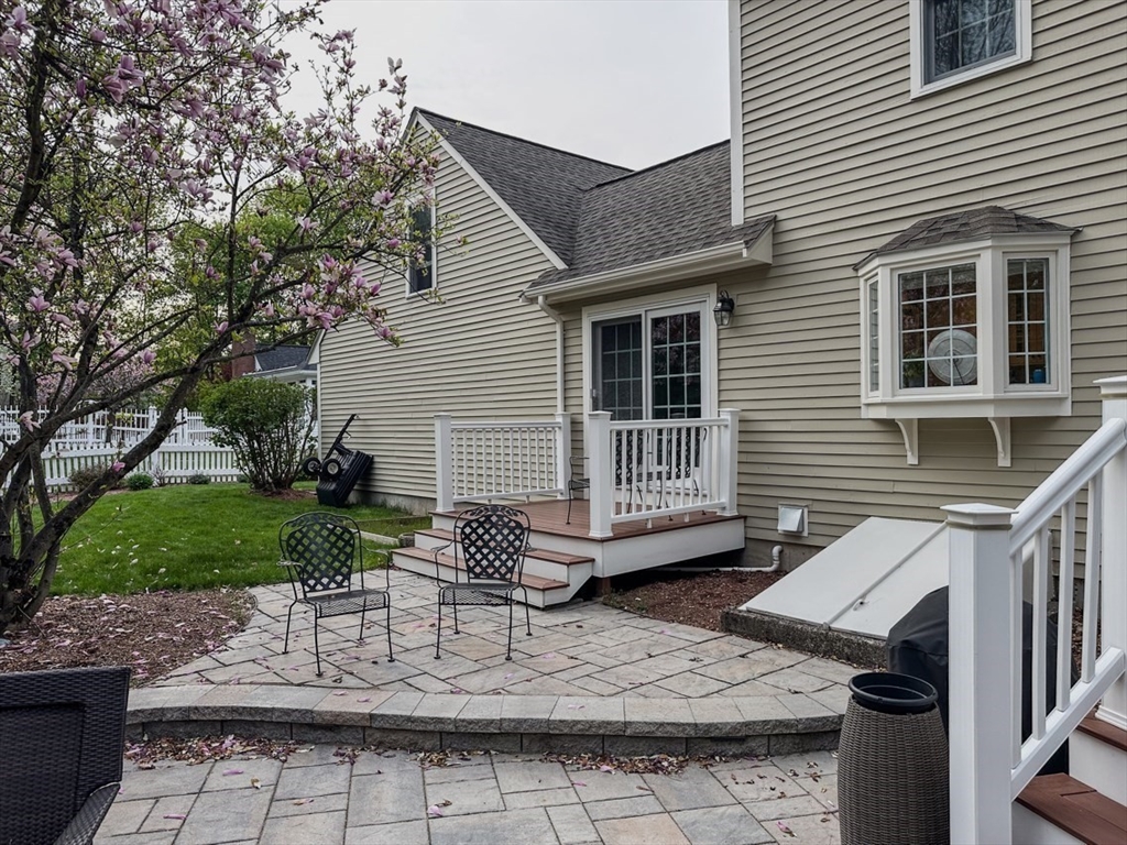 10 Sawyer Road Northborough, MA 01532 - Photo 32 of 42