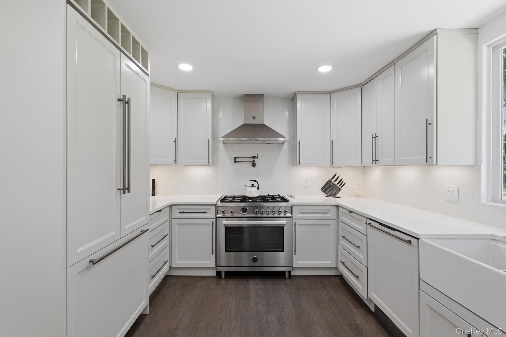 2 Bell Place Rye Brook, NY 10573 - Photo 14 of 41