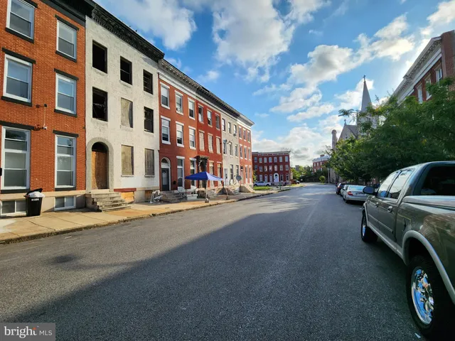 a view of a street both side of a building