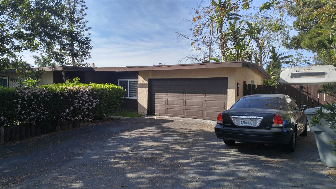 1203 Caren Road Vista, CA 92083 - Photo 2 of 12 Gallery Image 2