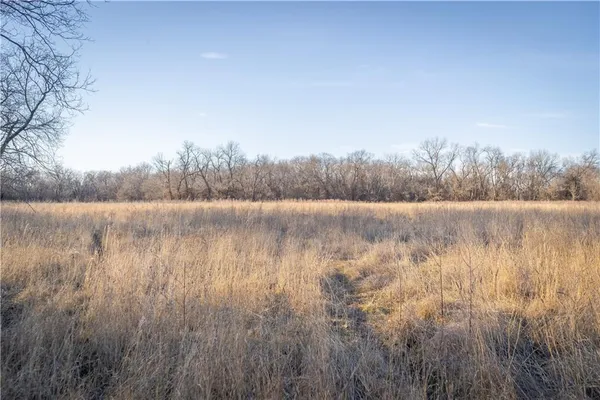 $865,000 | 6260 183rd Road, Chanute, KS 66720