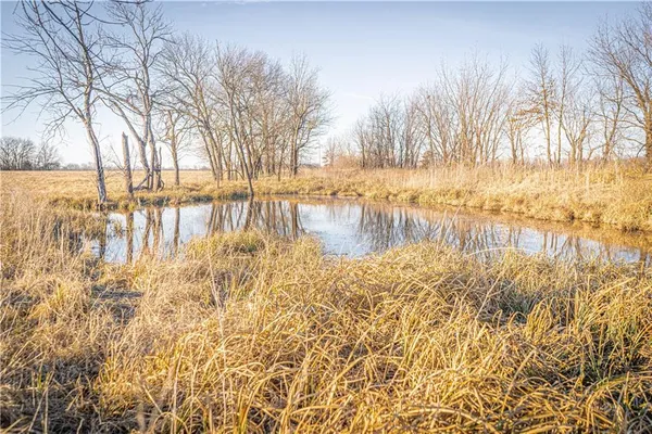 $865,000 | 6260 183rd Road, Chanute, KS 66720