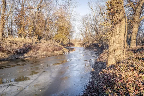 $865,000 | 6260 183rd Road, Chanute, KS 66720