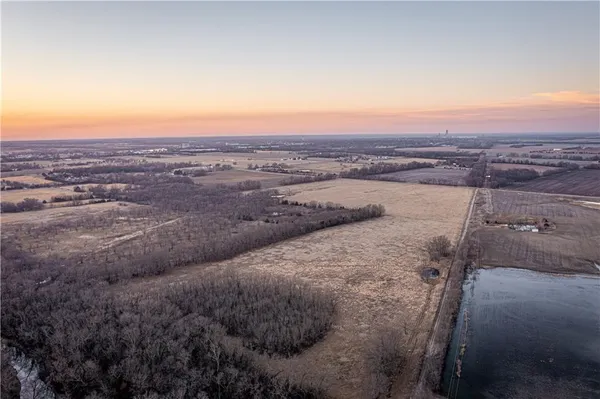 $865,000 | 6260 183rd Road, Chanute, KS 66720