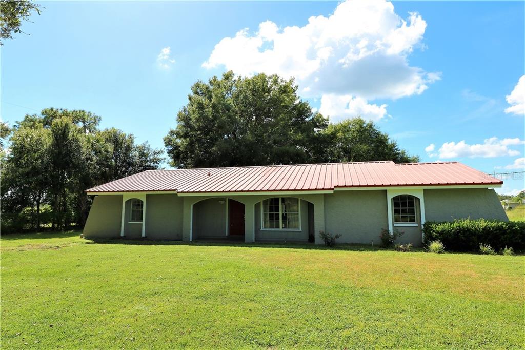 4401 Pippin Road Plant City, FL 33567 - Photo 1 of 1 Exterior Front