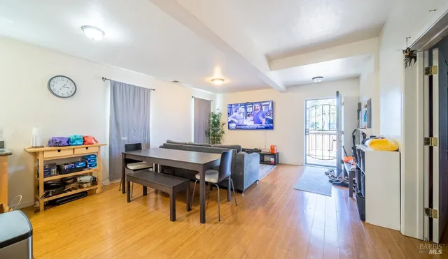 $770,000 | 330 Capitol Street, Vallejo, CA 94590