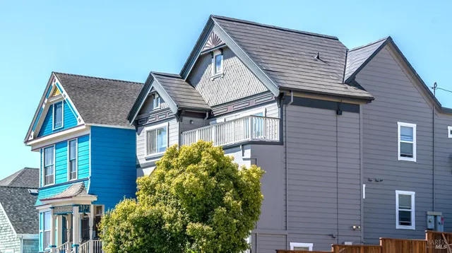 $770,000 | 330 Capitol Street, Vallejo, CA 94590