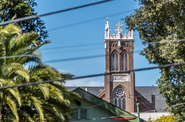 $770,000 | 330 Capitol Street, Vallejo, CA 94590