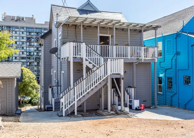 $770,000 | 330 Capitol Street, Vallejo, CA 94590
