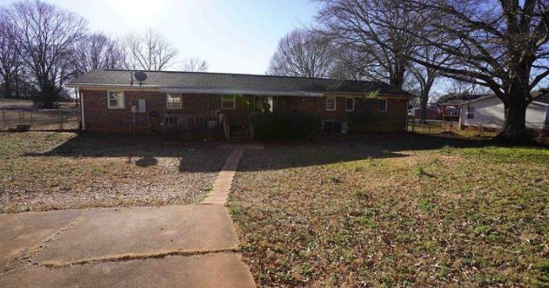 207 Highland Road Duncan, SC 29334 - Photo 12 of 12 Gallery Image 12