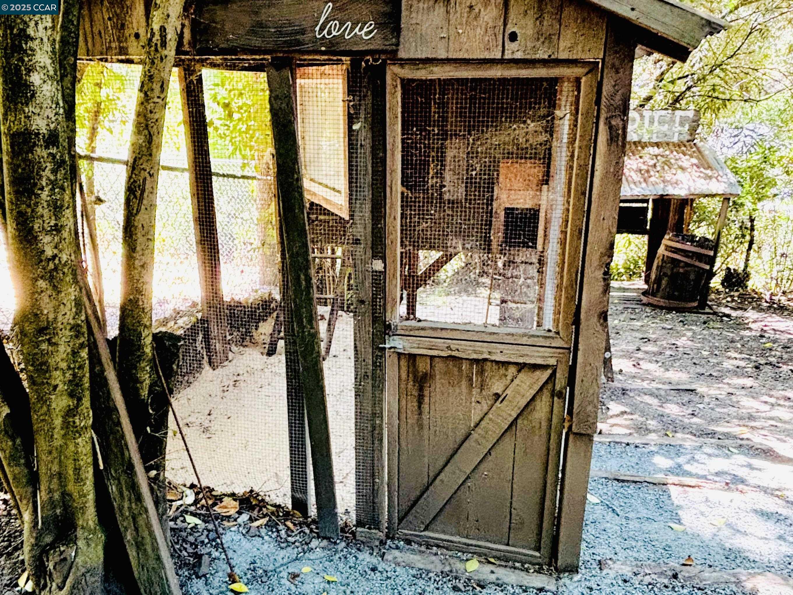 1069 Carol Lane Lafayette, CA 94549 - Photo 12 of 16