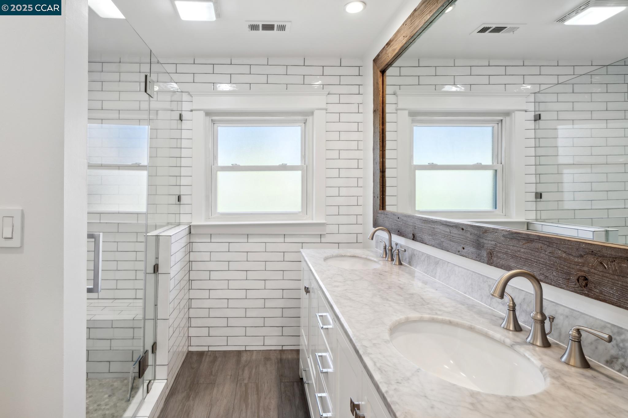 1069 Carol Lane Lafayette, CA 94549 - Photo 7 of 16