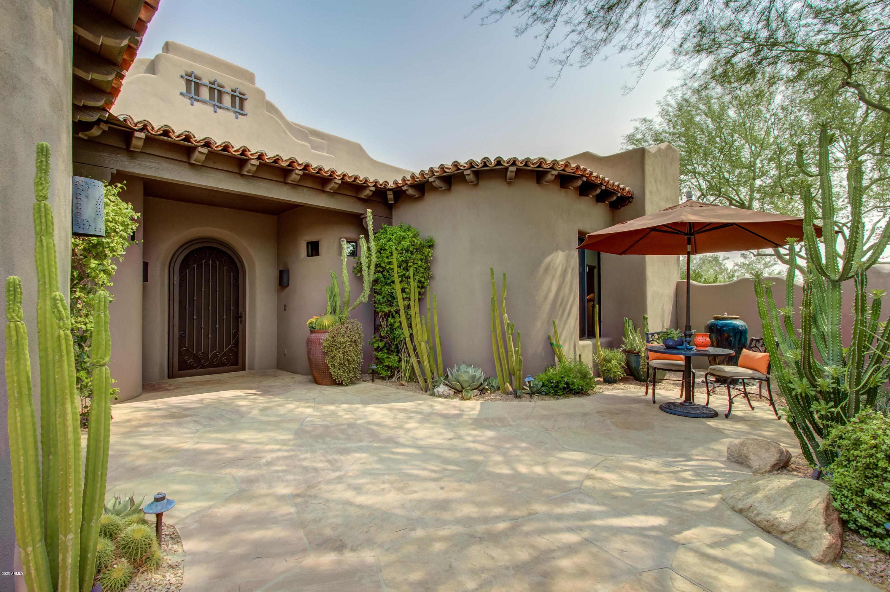 18940 East Picacho Road Rio Verde, AZ 85263 - Photo 3 of 47 Front Courtyard Patio