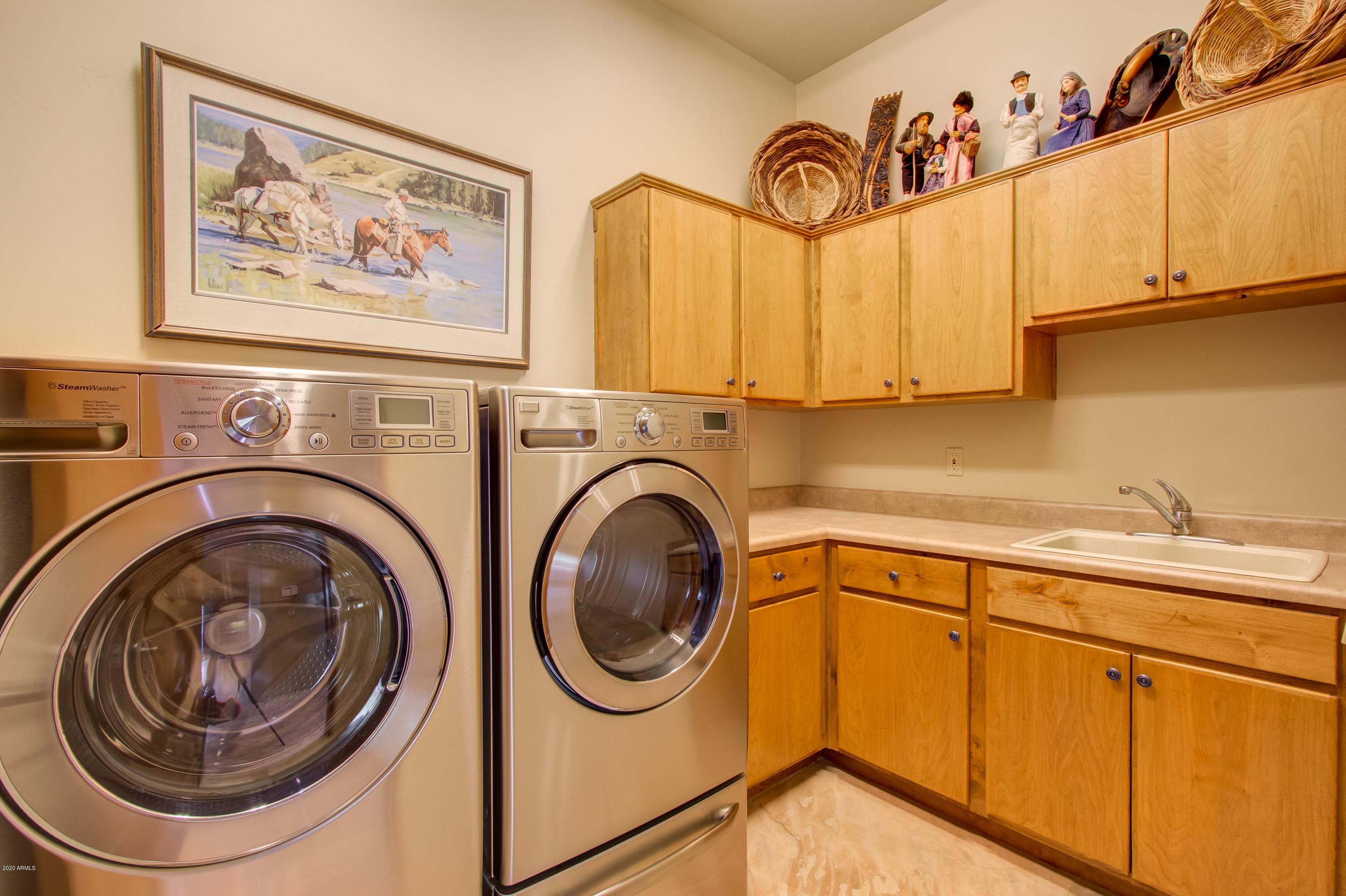 18940 East Picacho Road Rio Verde, AZ 85263 - Photo 31 of 47 Laundry Room