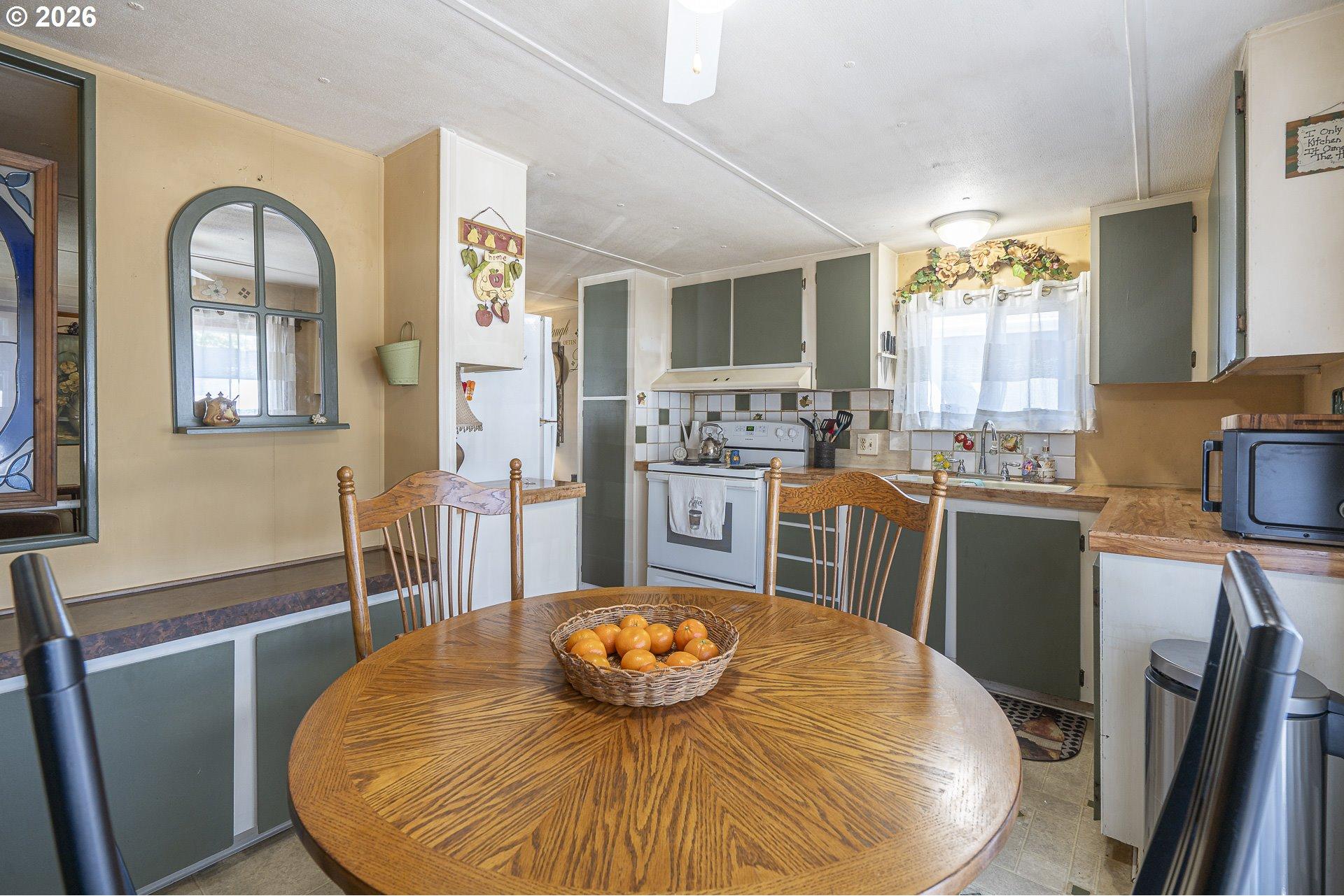 4915 Swegle Road Northeast, Unit 52 Salem, OR 97301 - Photo 12 of 27 Gallery Image 12