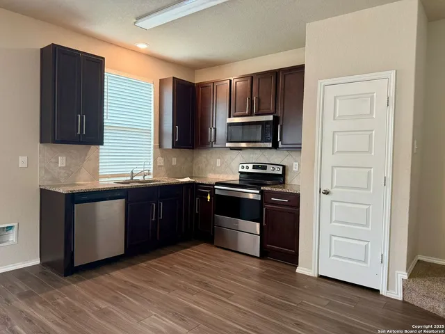 $1,800 | 10534 Green Rock Drive, San Antonio, TX 78223