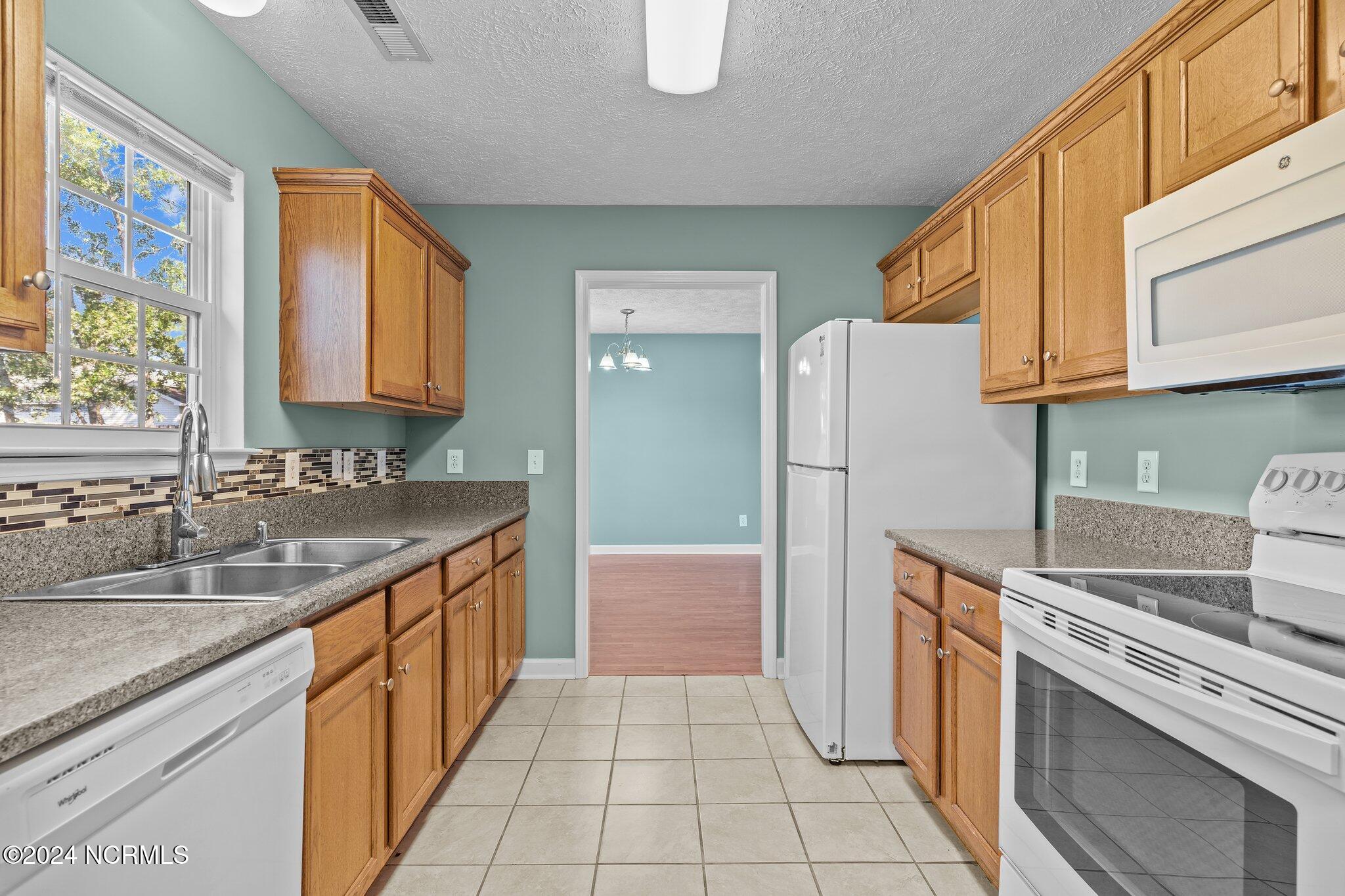 1945 Albemarle Road Southport, NC 28461 - Photo 18 of 40 18-web-or-mls-BTS08413
