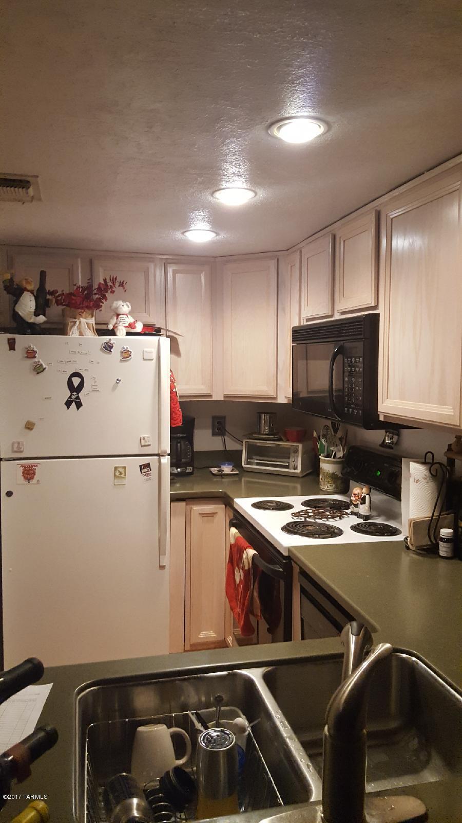 2775 West Anklam Road, Unit D Tucson, AZ 85745 - Photo 4 of 9
