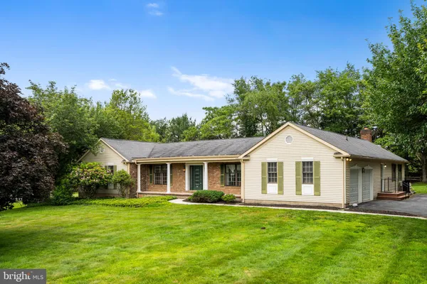 $745,000 | 21 Barthel Court, Lutherville-Timonium, MD 21093