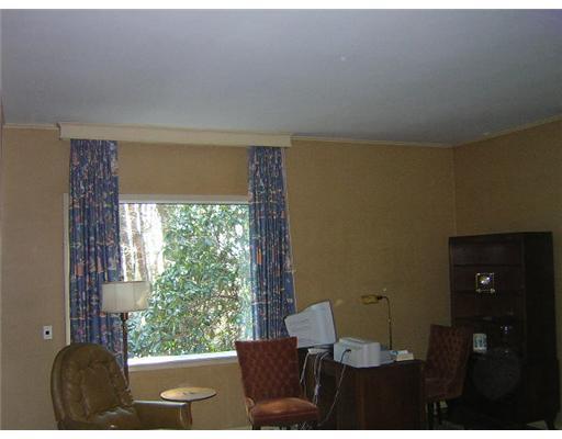 330 Brownsdale Road Butler, PA 16002 - Photo 10 of 14 Den/Family/Great Room.