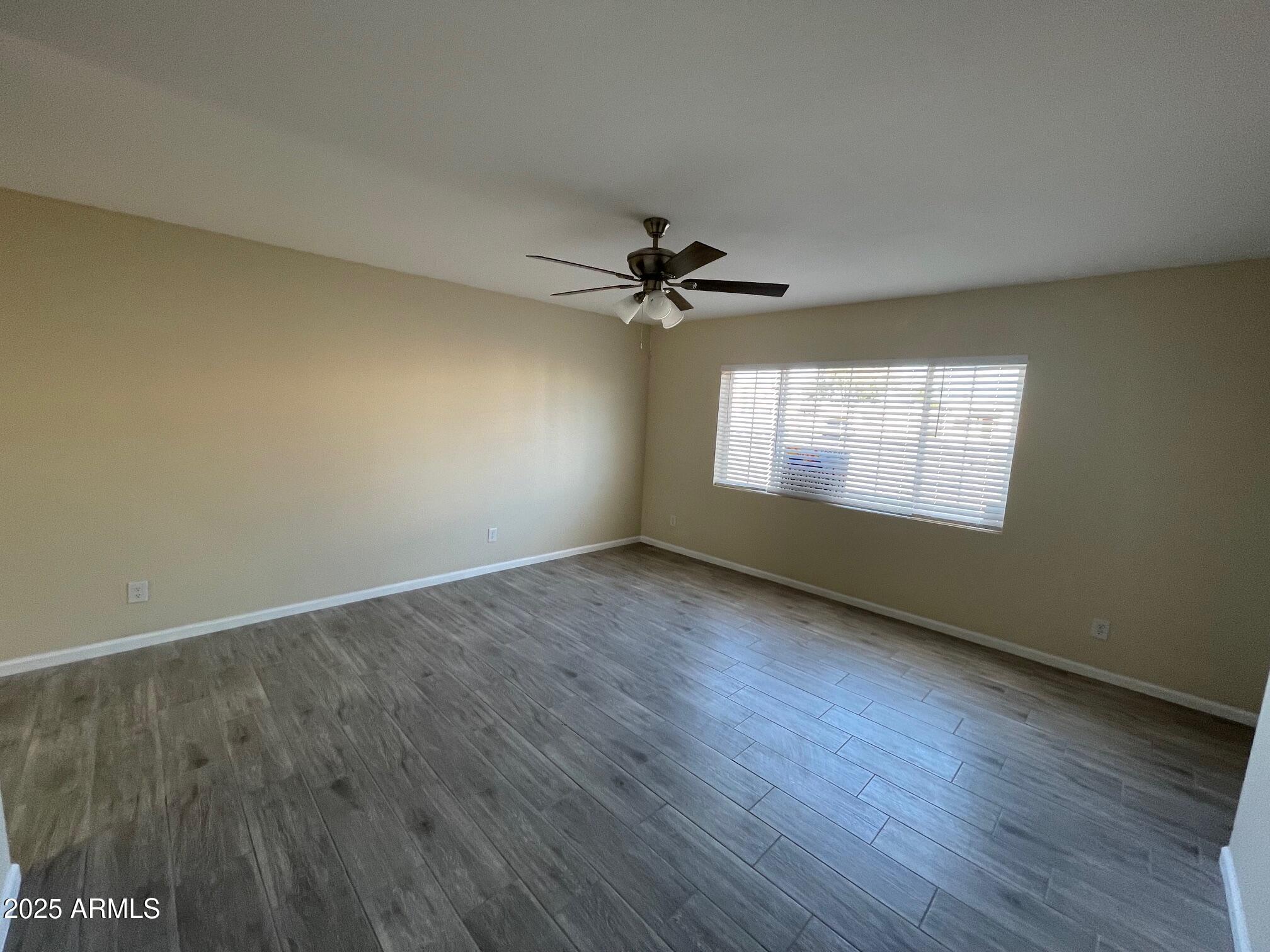 4625 West Thomas Road, Unit 57 Phoenix, AZ 85031 - Photo 6 of 22 Thomas 6