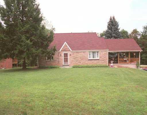 216 Saunder St Road Trafford, PA 15085 - Photo 1 of 1 Exterior Front.