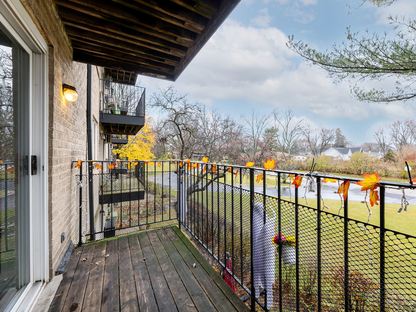 2315 East Olive Street, Unit 2B Arlington Heights, IL 60004 - Photo 9 of 30