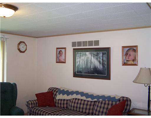 84 Kinsman Road Greenville, PA 16125 - Photo 3 of 15 Living Room.