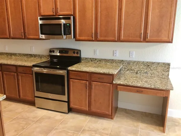 $2,300 | 2120 Painter Lane, Kissimmee, FL 34741