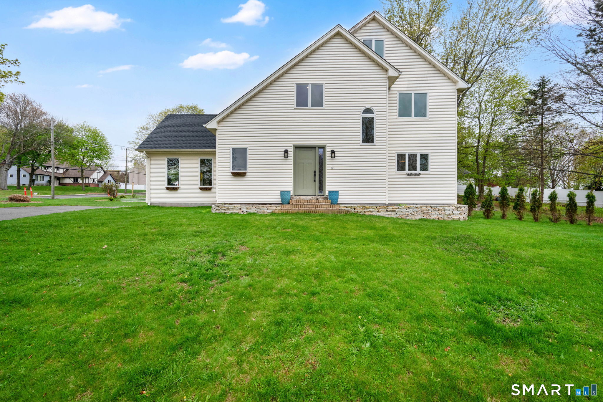 10 Grant Farm Road Manchester, CT 06040 - Photo 1 of 1 Gallery Image 1