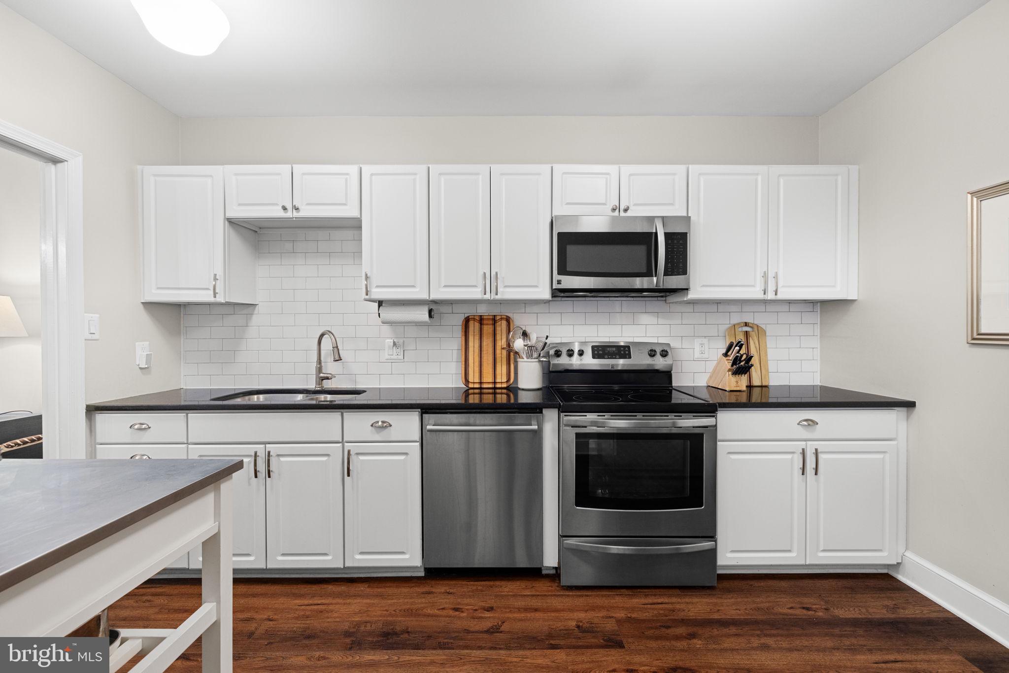 3291 Sutton Place Northwest, Unit D Washington, DC 20016 - Photo 10 of 14 Gallery Image 10