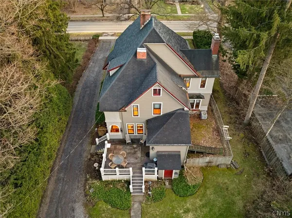 $729,900 | 70 College Street, Kirkland, NY 13323