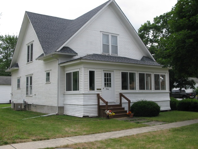 303 North Broadway Street Butler, IN 46721 - Photo 1 of 22