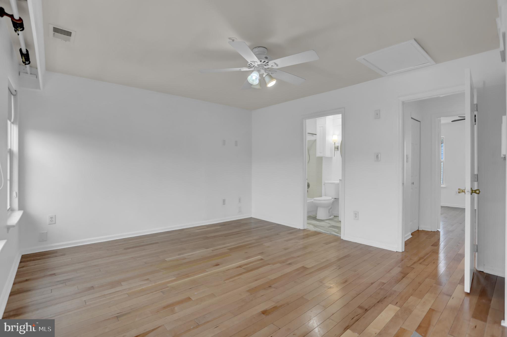 3902 Cotton Tree Lane Burtonsville, MD 20866 - Photo 12 of 31