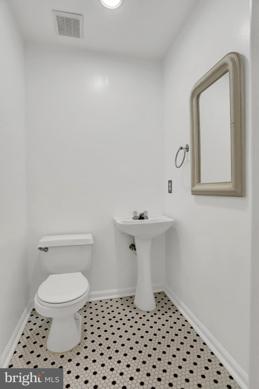 3902 Cotton Tree Lane Burtonsville, MD 20866 - Photo 19 of 31