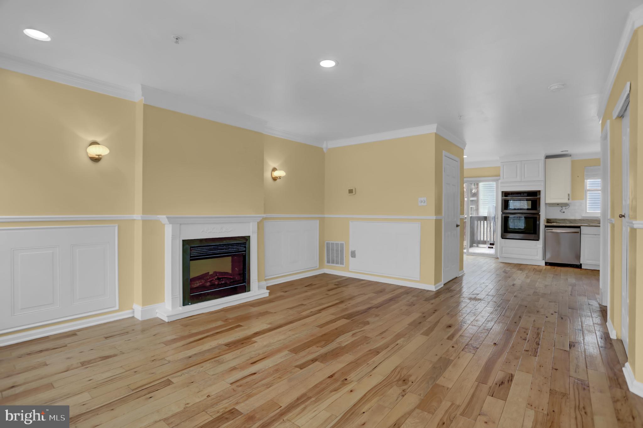 3902 Cotton Tree Lane Burtonsville, MD 20866 - Photo 2 of 31