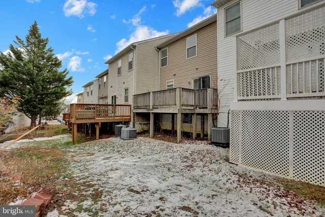 $2,695 | 3902 Cotton Tree Lane, Burtonsville, MD 20866