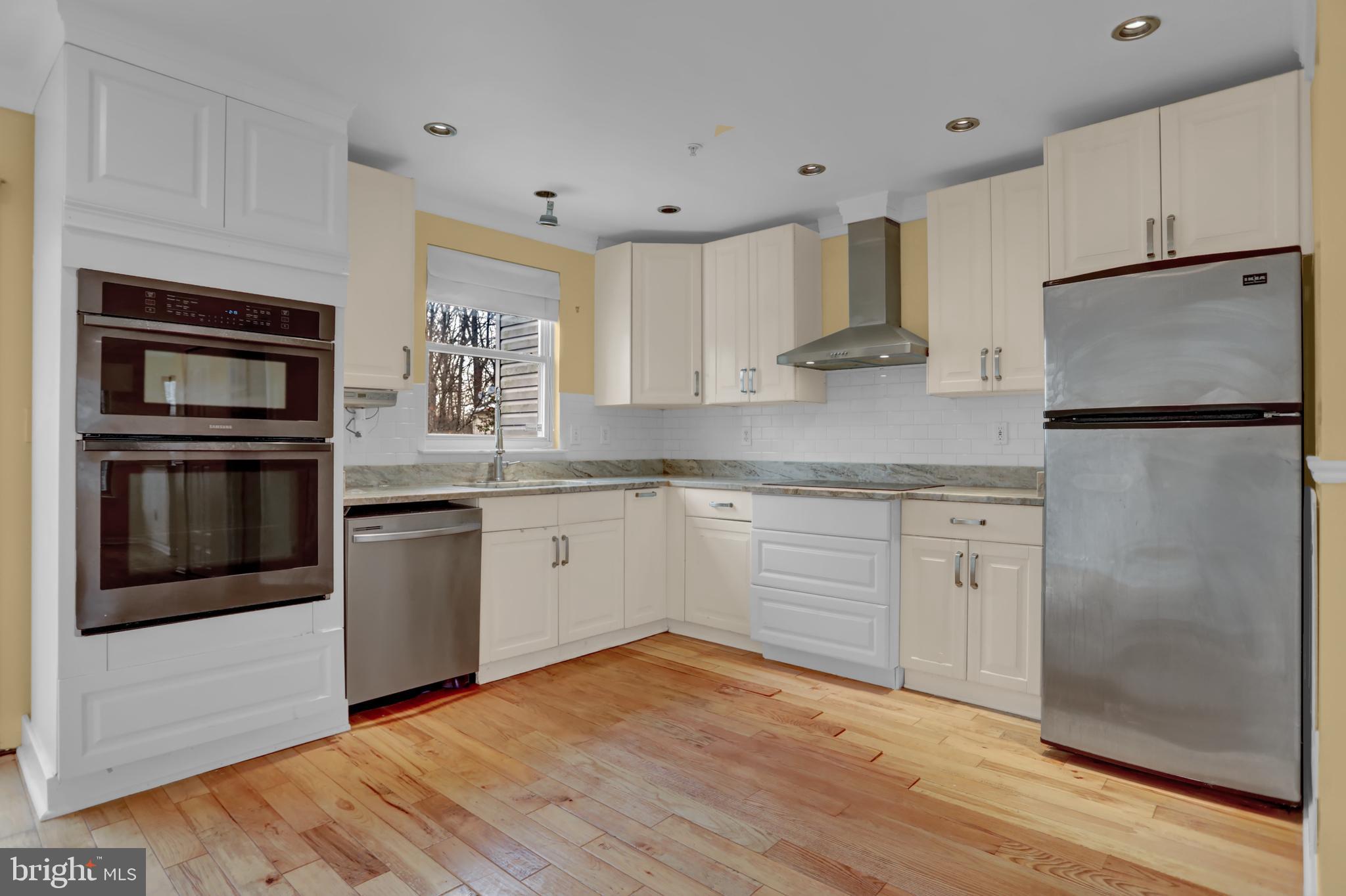 3902 Cotton Tree Lane Burtonsville, MD 20866 - Photo 7 of 31