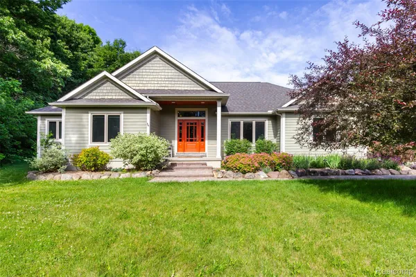 $495,000 | 9887 Hadley Road, Clarkston, MI 48348