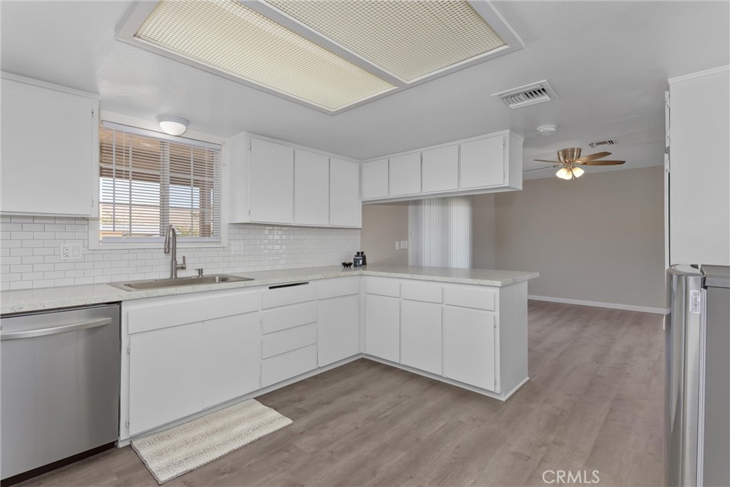 58146 Spring Drive Yucca Valley, CA 92284 - Photo 12 of 29