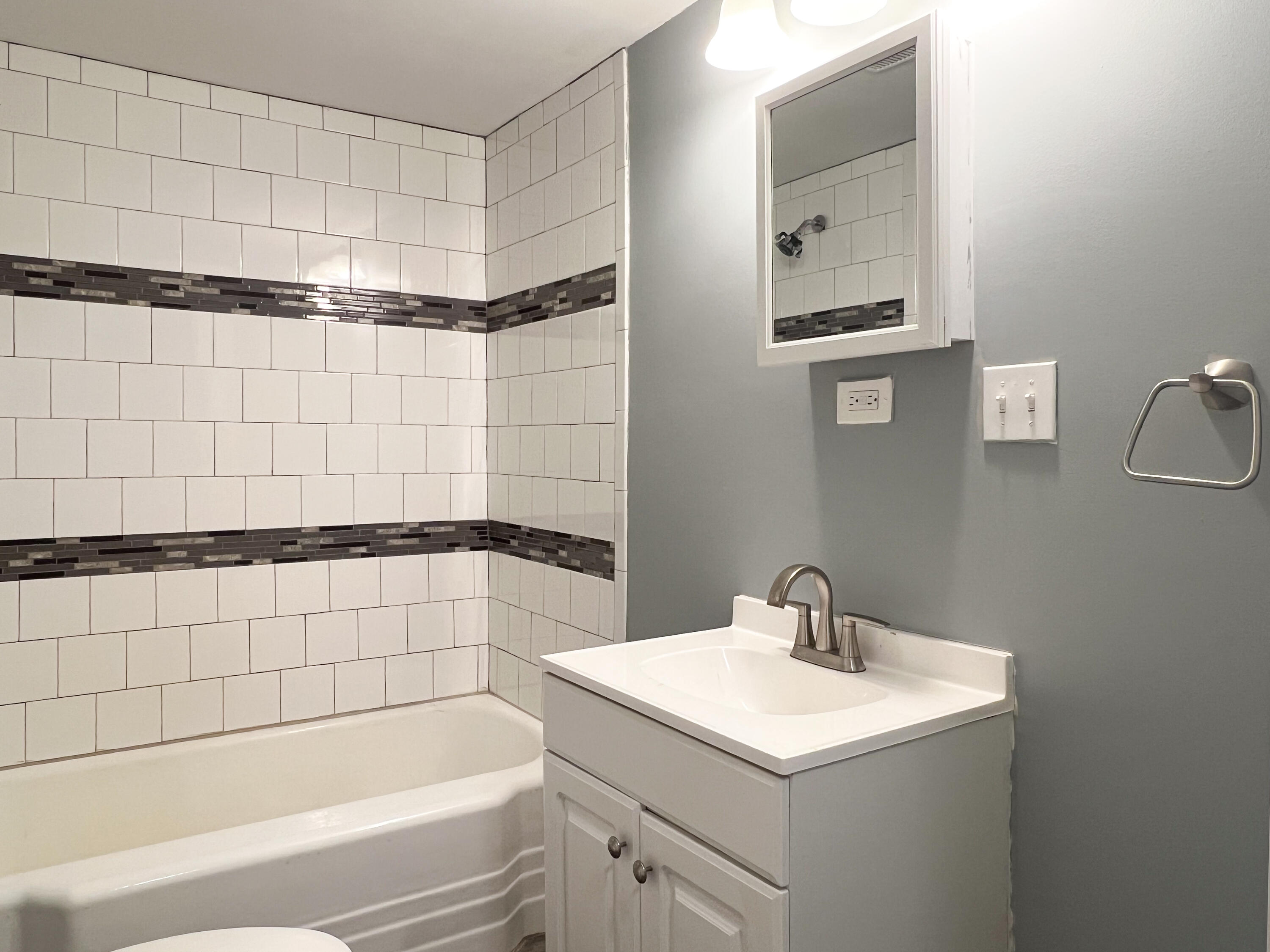 178 Birch Street Bangor, ME 04401 - Photo 19 of 41 178 and 180 Birch St-18