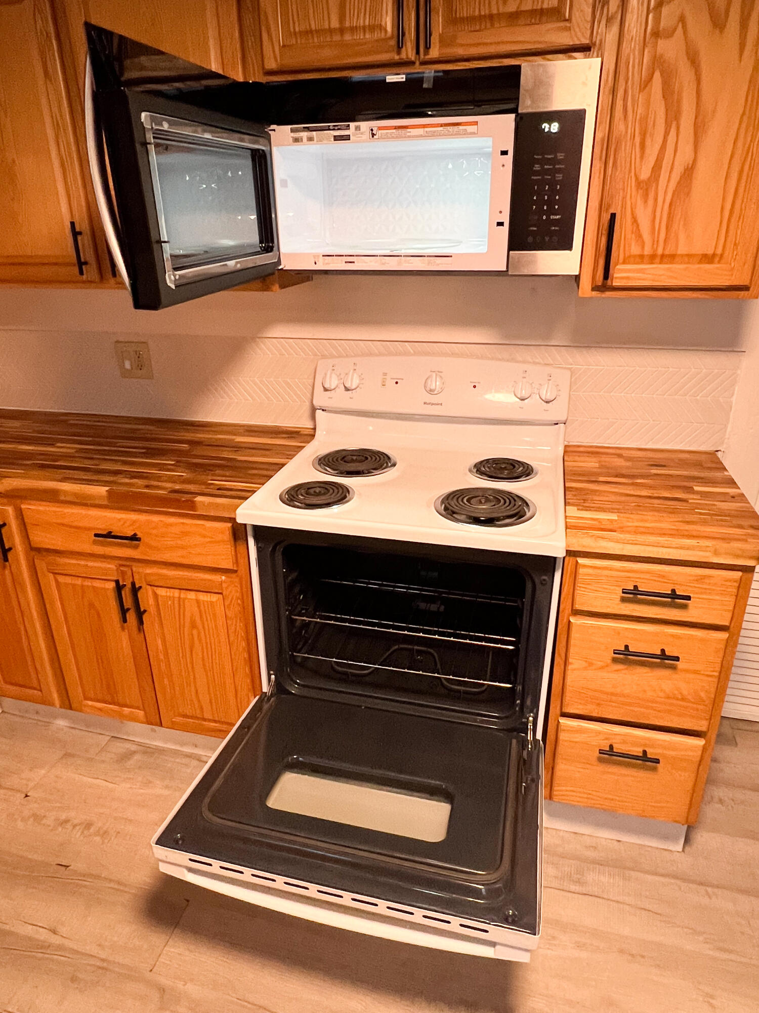 178 Birch Street Bangor, ME 04401 - Photo 29 of 41 178 and 180 Birch St-28