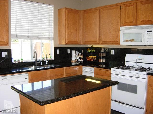 728 Navigator Way Oxnard, CA 93035 - Photo 5 of 18 Additional Photo